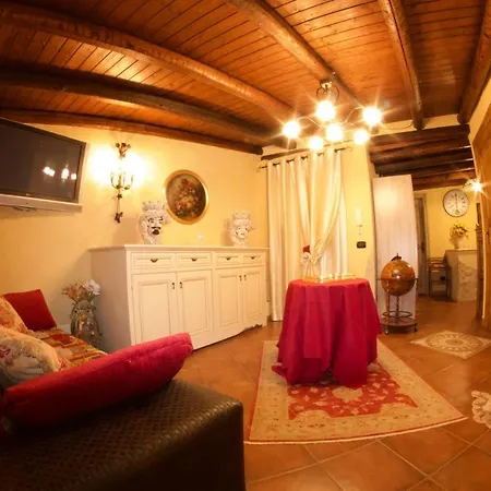 Cortile Lattuca Агрідженто