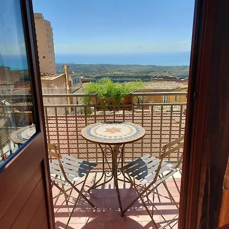 Cortile Lattuca Bed and Breakfast Αγκριτζέντο